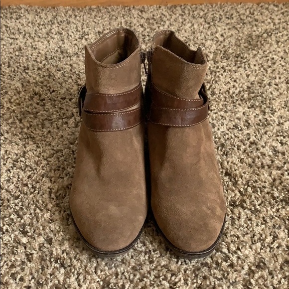 Brown booties! - Picture 5 of 15